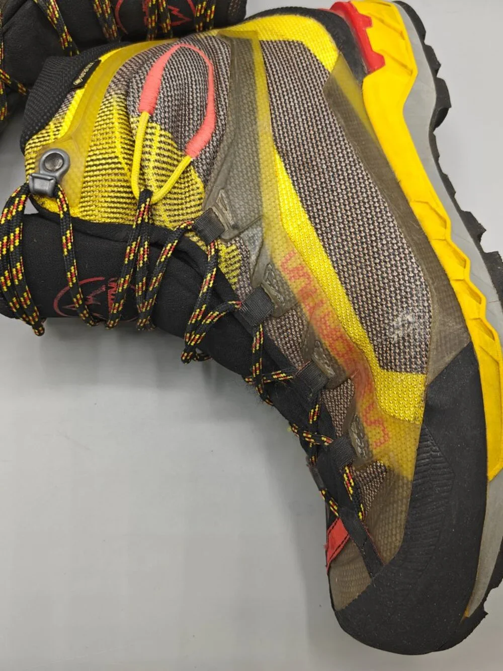 La Sportiva Trango Tech GTX Gore-Tex Hiking Boots Black Yellow Men's US 9